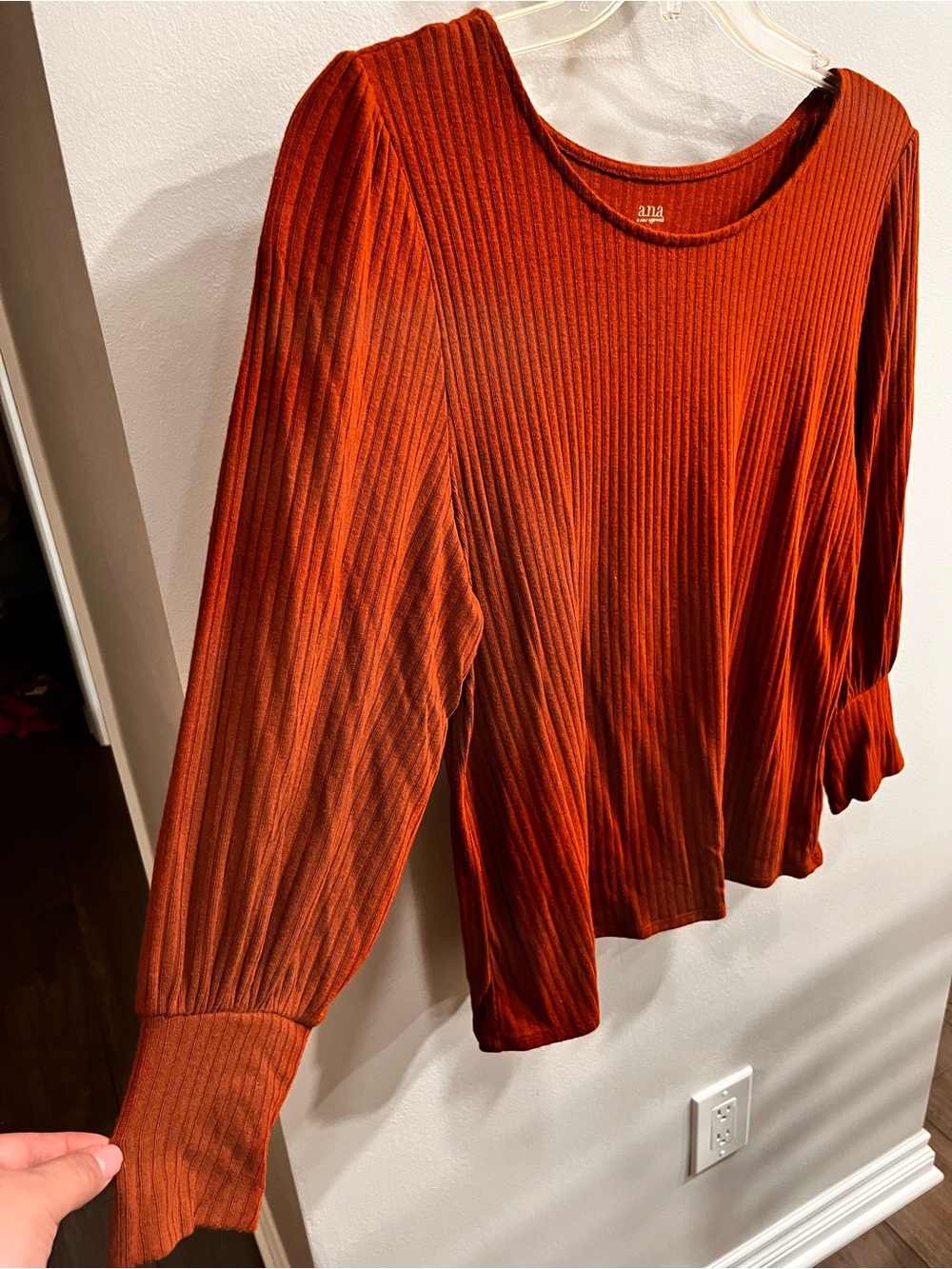 a.n.a Ribbed Long-Sleeve Tee in Deep Rust Orange